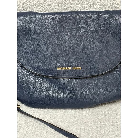 Michael Kors Navy Pebbled Leather Foldover Shoulder Bag #64440 - Picture 3 of 15